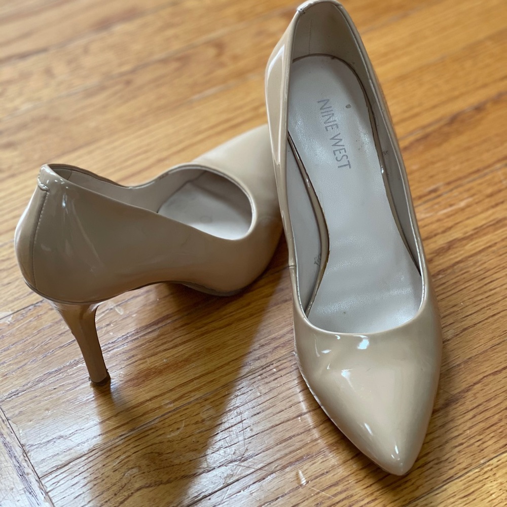 None West nude pump